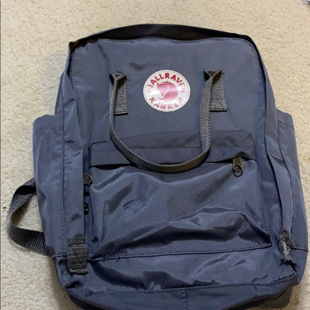 fake Fjallraven backpack